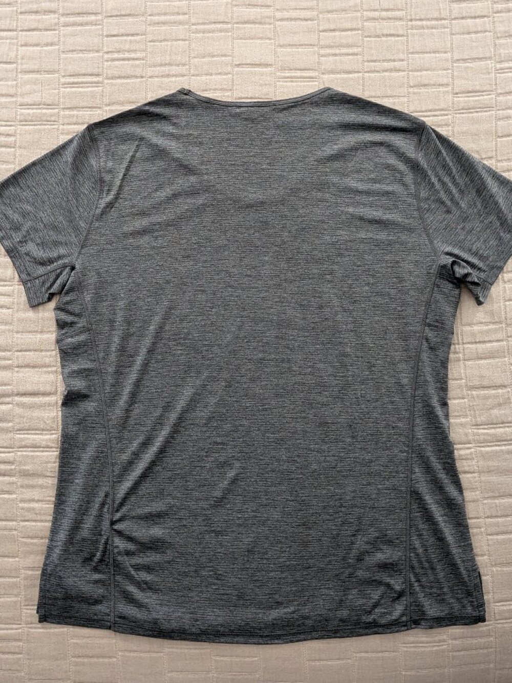 Patagonia women's Capilene Cool Daily short-sleeved shirt, size L - Picture 2 of 7